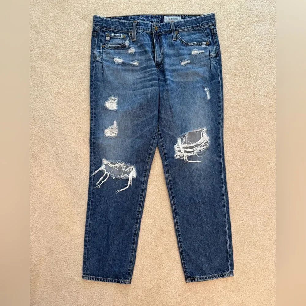 Women’s AG-ED Denim Distressed Straight Leg Jeans Sz 32R